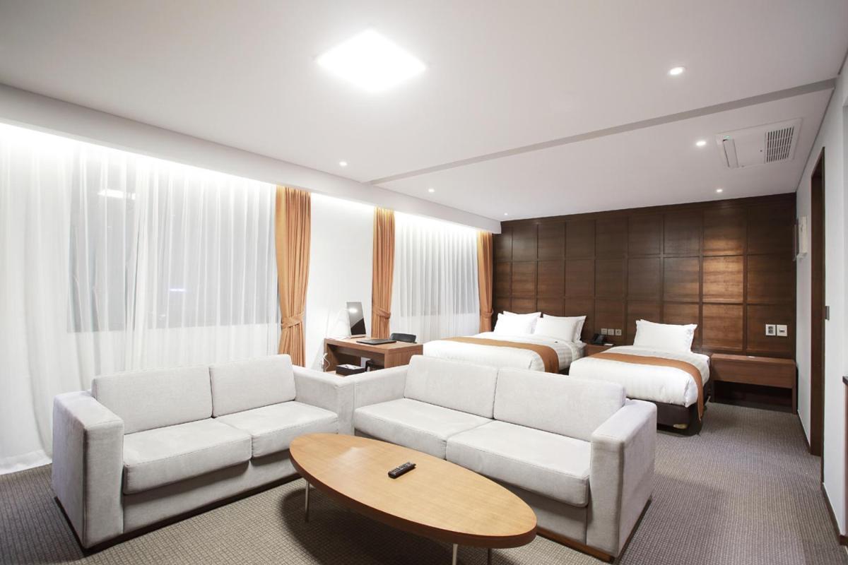 Gangneung City Hotel Exteriör bild